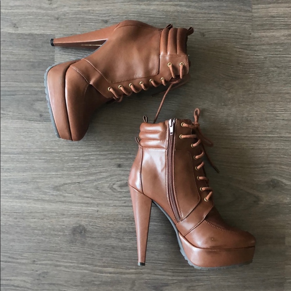 Platform lace up boots